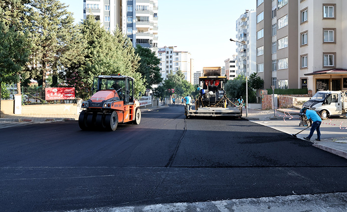 Toptaş, “Konforlu yollarla Onikişubat’ımızın yaşam kalitesini artırıyoruz”