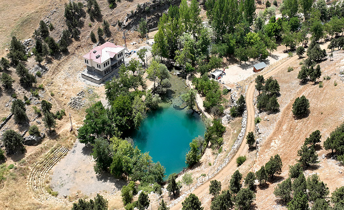 Türkiye’nin gizemli obruğu Yeşilgöz