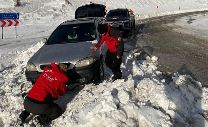 Büyükşehir itfaiyesinin desteği soğuk havada yürekleri Isıttı