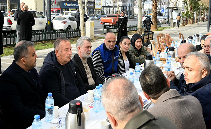 Görgel, Binevler’de esnaflarla buluştu