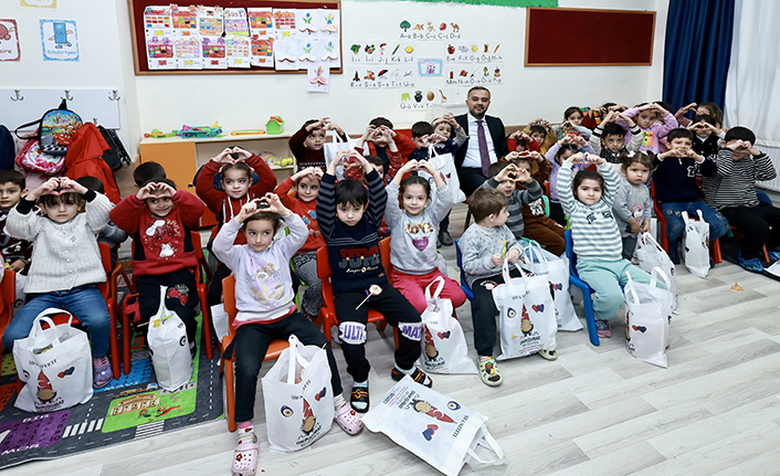 Toptaş’tan öğrencilere sıcak dokunuş