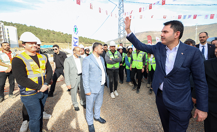 Bakan Kurum Kahramanmaraş’ta incelemelerde bulundu