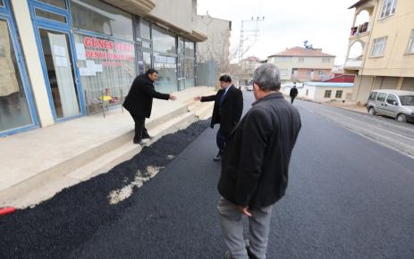 AFŞİN BELEDİYESİ, ASFALT ÇALIŞMALARINI SÜRDÜRÜYOR…