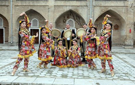 AFŞİN İLÇESİNDE “ULUSLARARASI NEVRUZ ŞÖLENİ”