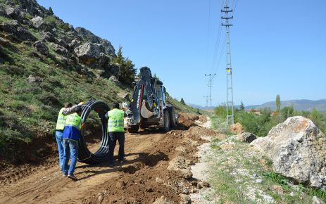  ARSLANBEYÇİFTLİĞİ’NİN İÇME SUYU ALTYAPISI YENİLENİYOR