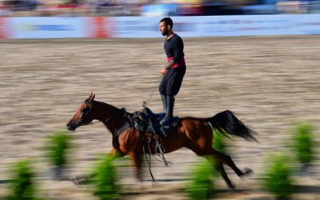  FOTOĞRAF SANATÇISI KUŞCU, ETNOSPOR KÜLTÜR FESTİVALİNDE ÖDÜL ALD