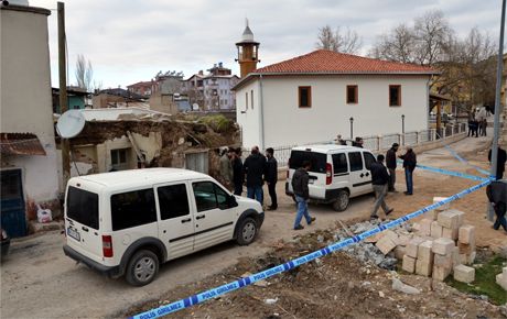 KAHRAMANMARAŞ'TA KADIN CESEDİ BULUNDU