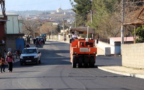 KILILI’DA ASFALT VE PARKE ÇALIŞMALARI