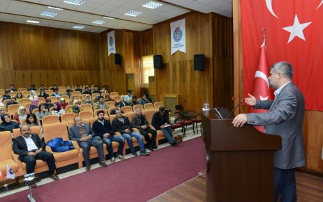 KSÜ’DE ‘15 TEMMUZ VE COĞRAFYAMIZ’ KONULU KONFERANS VERDİ