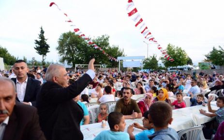 ONİKİŞUBAT SEMT İFTARLARI MUHTEŞEM BAŞLADI