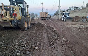 Büyükşehir’den Türkoğlu Orçan Caddesi’nde çalışma