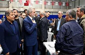 Büyükşehir Türkoğlu’nda Ramazan sofrası kurdu