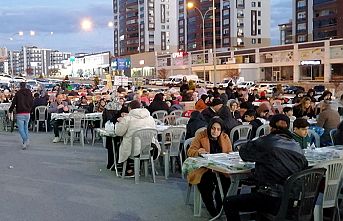 Kahramanmaraş’ta Yirmiikigün Mahallesi’nde İftar programı düzenlendi