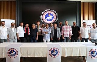 AKEDAŞ İstiklalspor 3. Ligin ilk transferlerini...