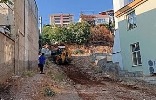 Onikişubat Belediyesi, sağanağın izlerini silmek...